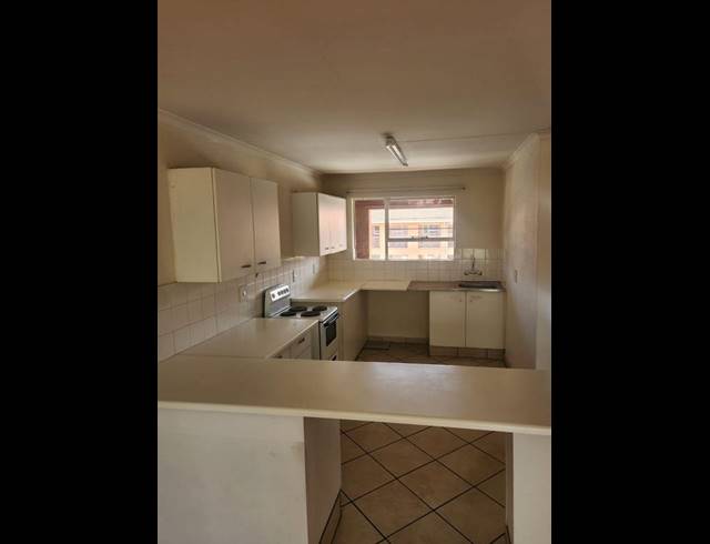 2 BEDROOM APARTMENT FOR SALE IN FLORIDA